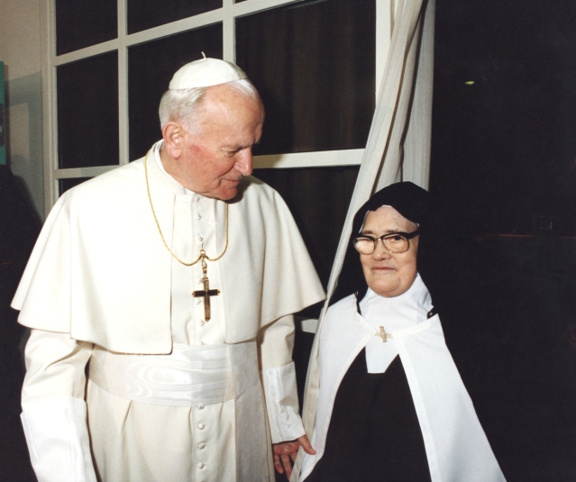 Papa João Paulo II ea Irmã Lúcia 13.5.1991 2